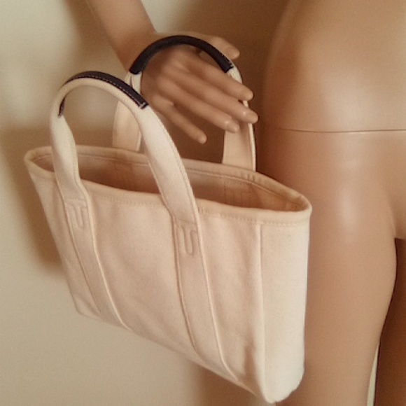 Tory Burch Canvas Tote NWOT - Picture 9 of 10